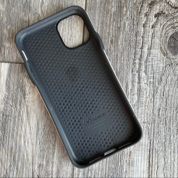 iphone 11 speck case - Picture 6 of 6